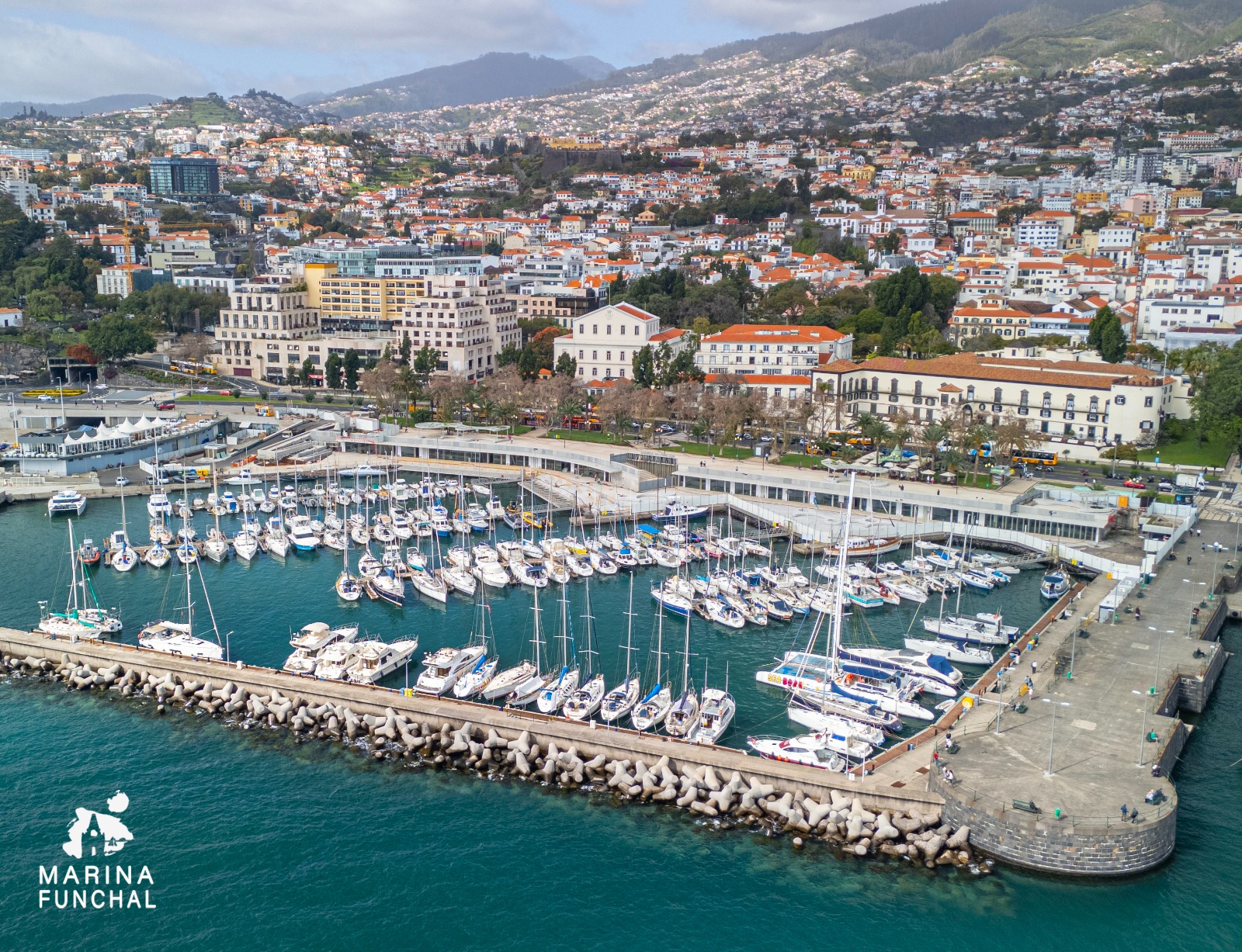 Beleza contagiante a nossa Marina 🥰